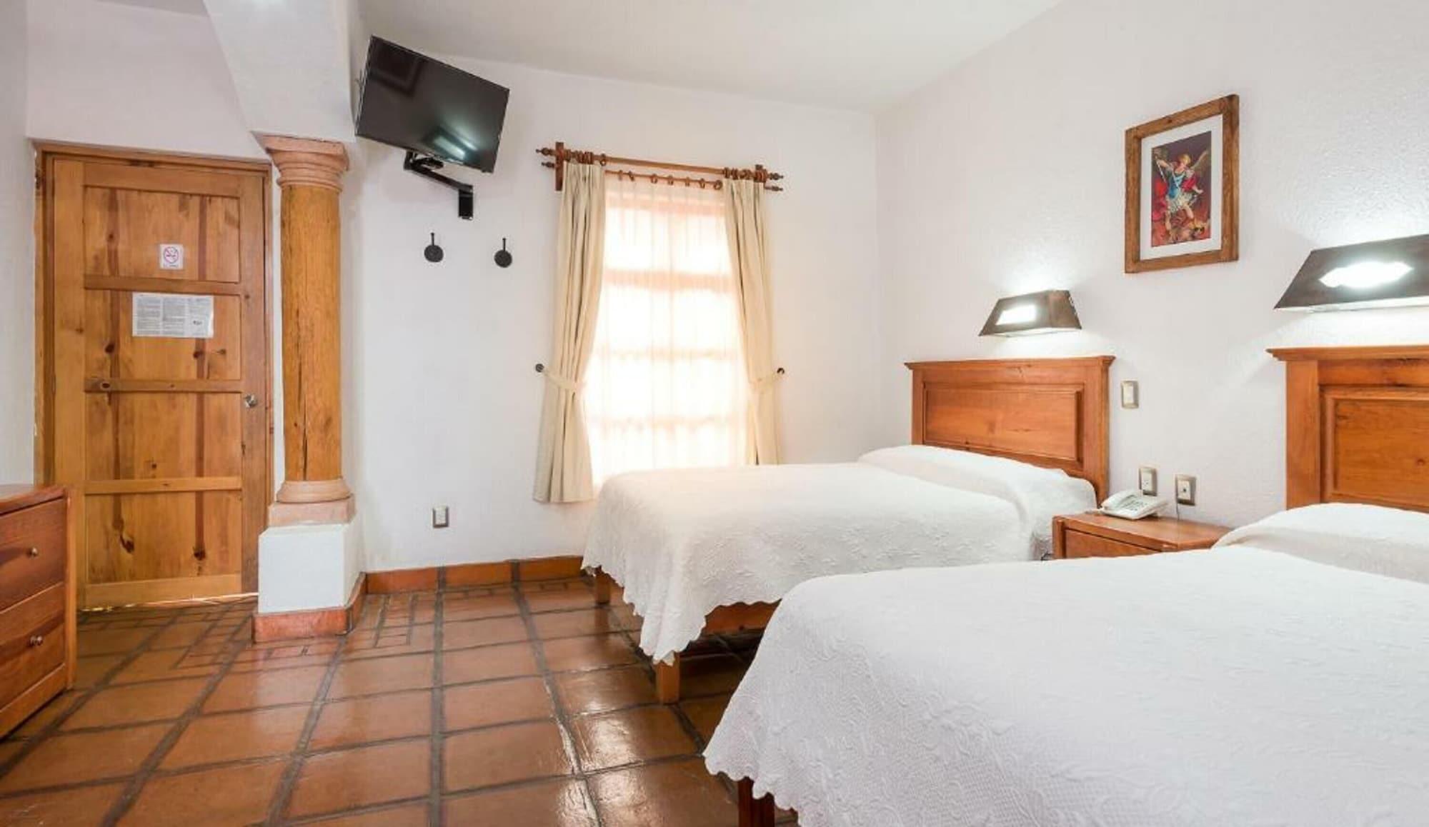 Hotel Refugio Del Angel Patzcuaro Exterior photo
