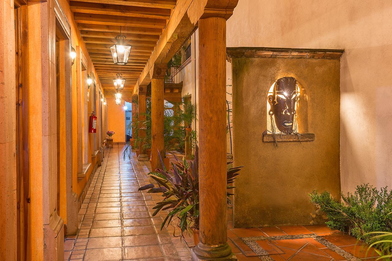 Hotel Refugio Del Angel Patzcuaro Exterior photo