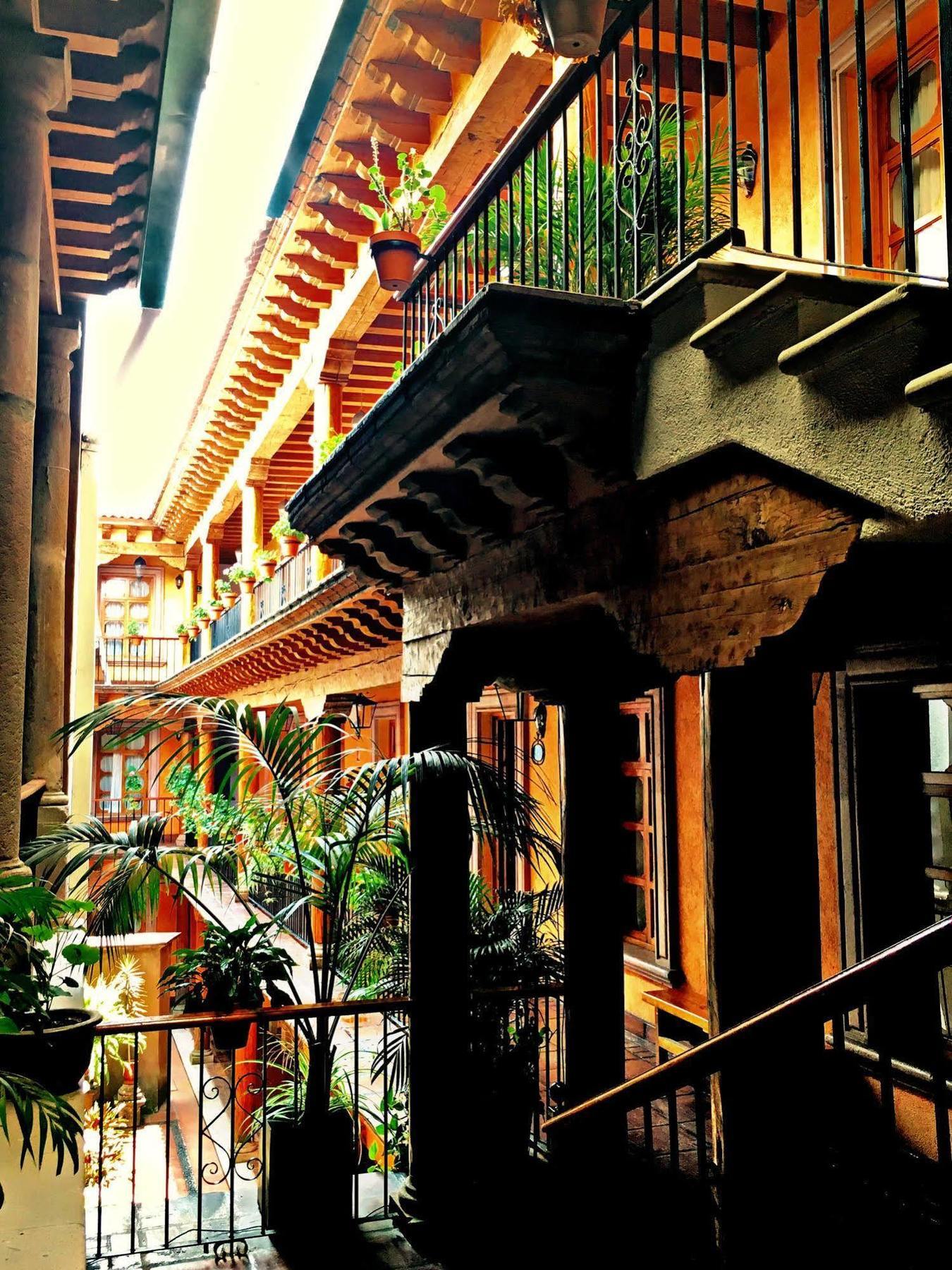 Hotel Refugio Del Angel Patzcuaro Exterior photo