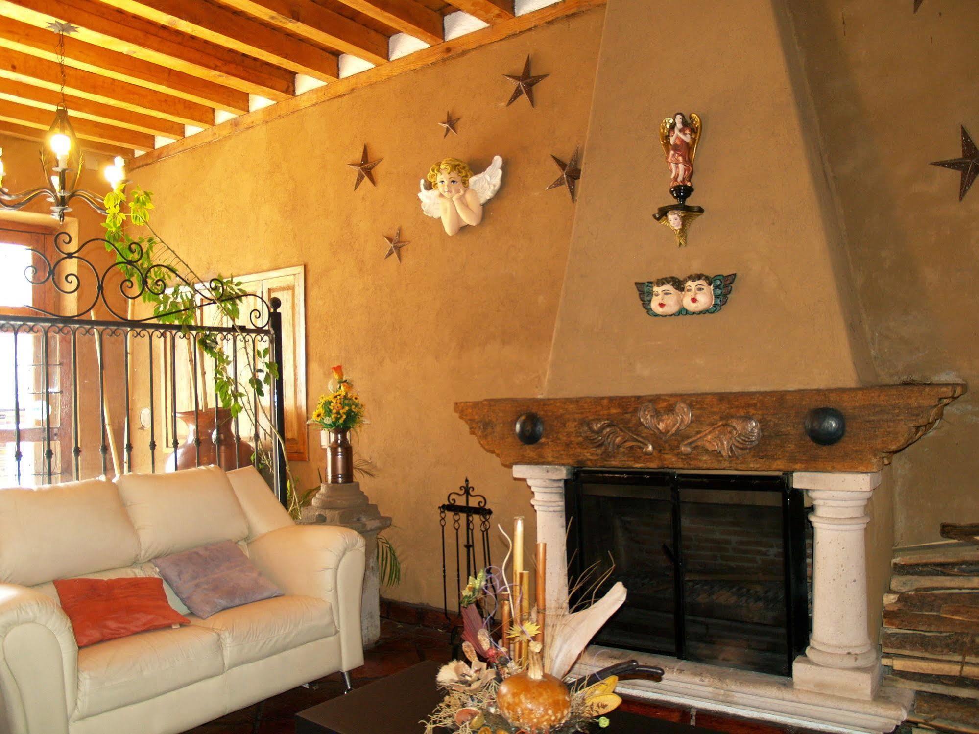 Hotel Refugio Del Angel Patzcuaro Exterior photo