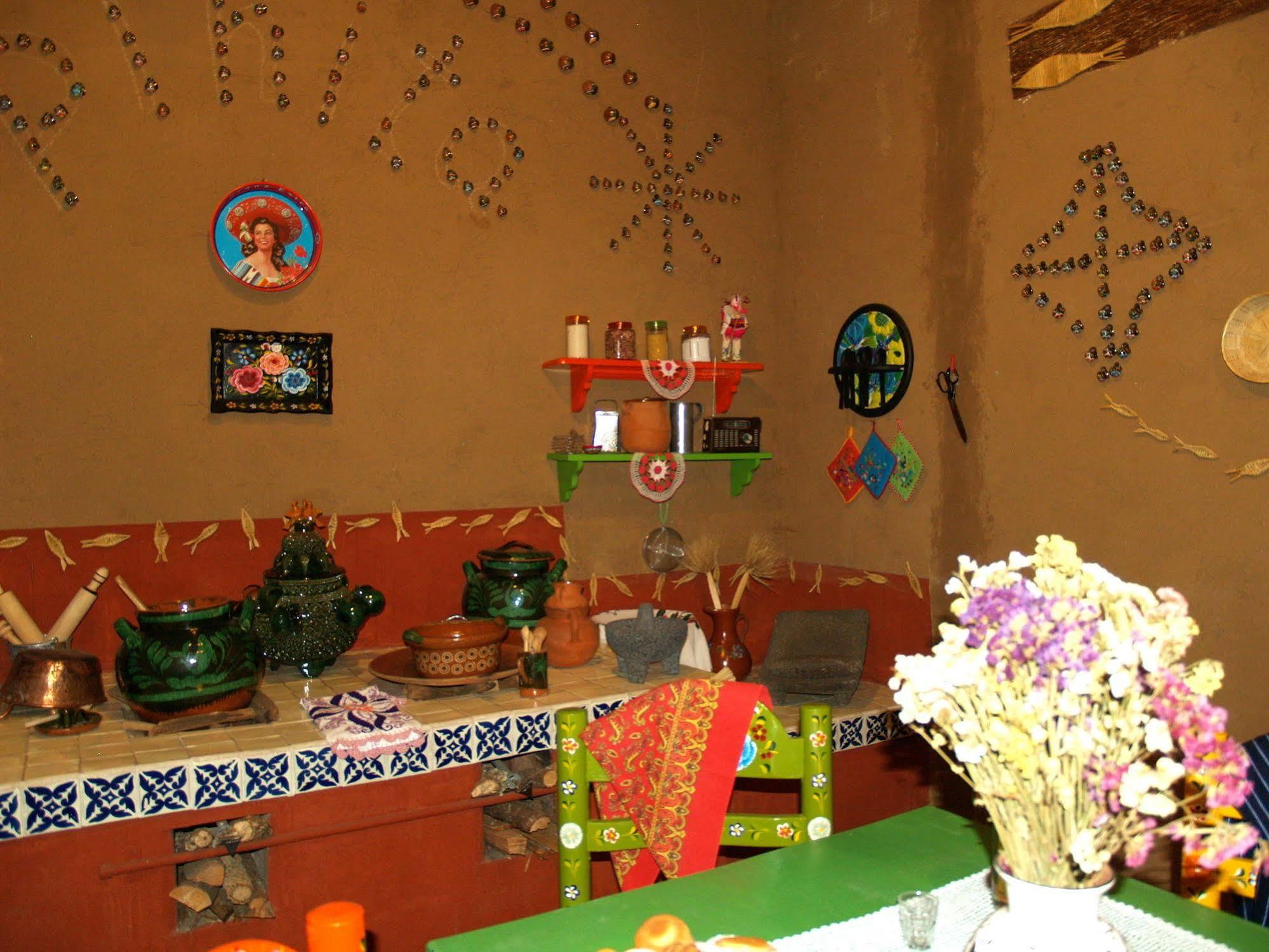Hotel Refugio Del Angel Patzcuaro Exterior photo