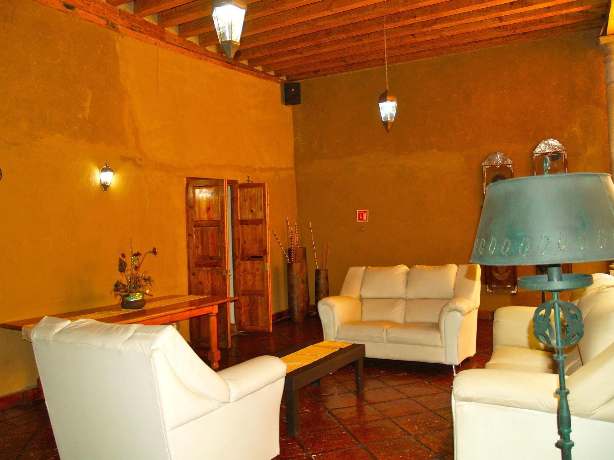 Hotel Refugio Del Angel Patzcuaro Exterior photo